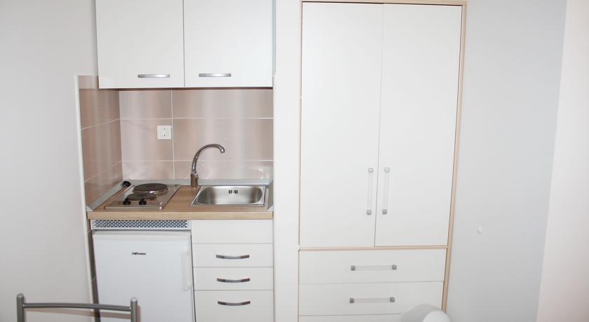 La Perla Luxury Apartments Split Room photo