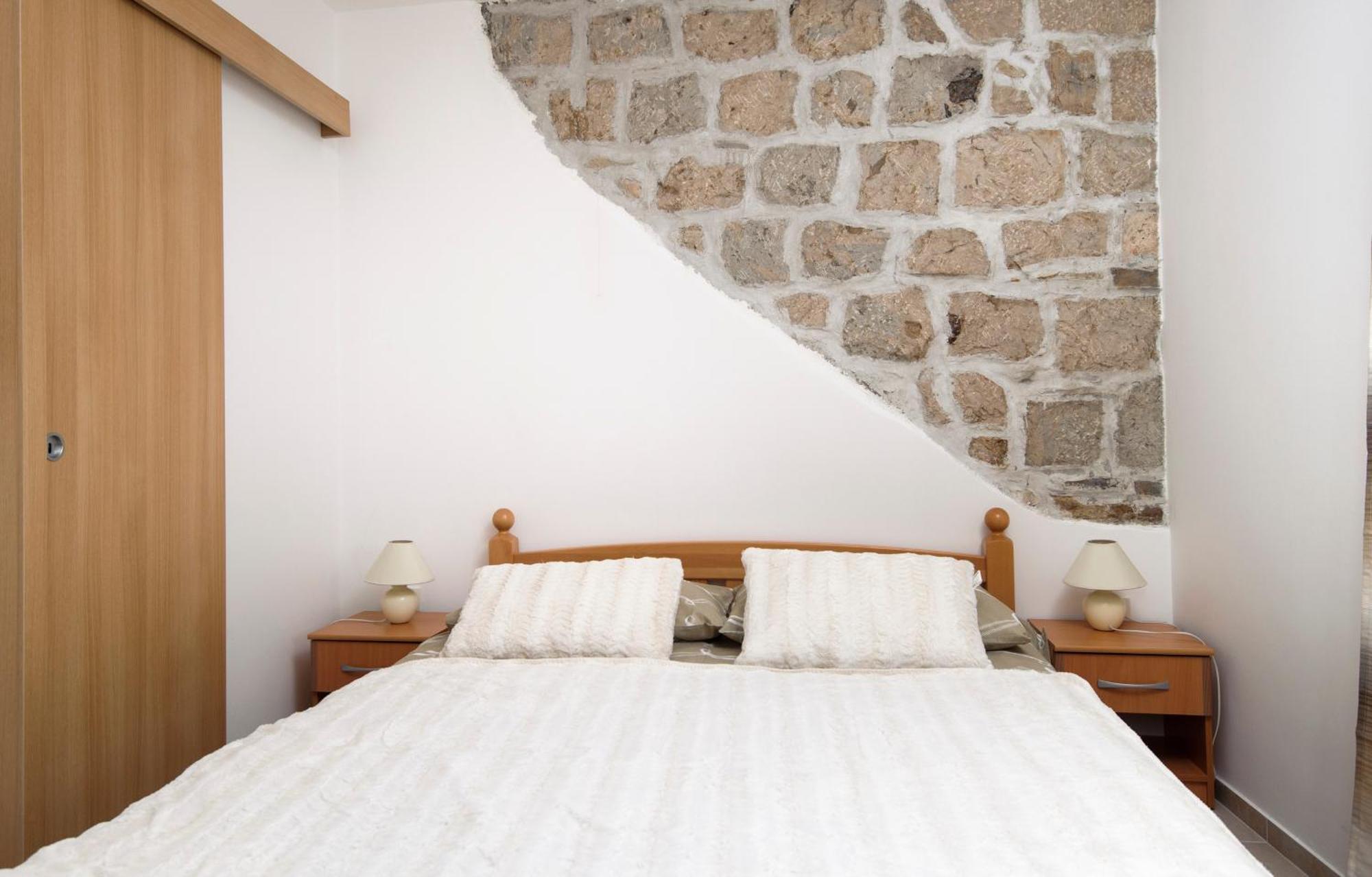 La Perla Luxury Apartments Split Room photo