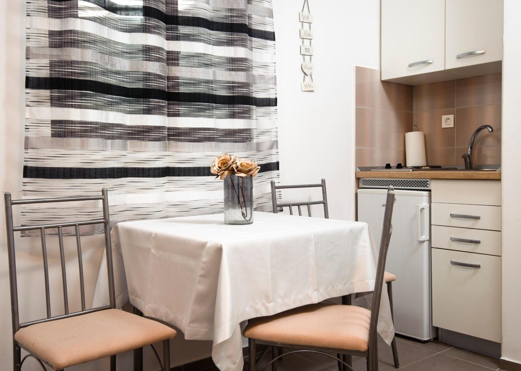 La Perla Luxury Apartments Split Room photo