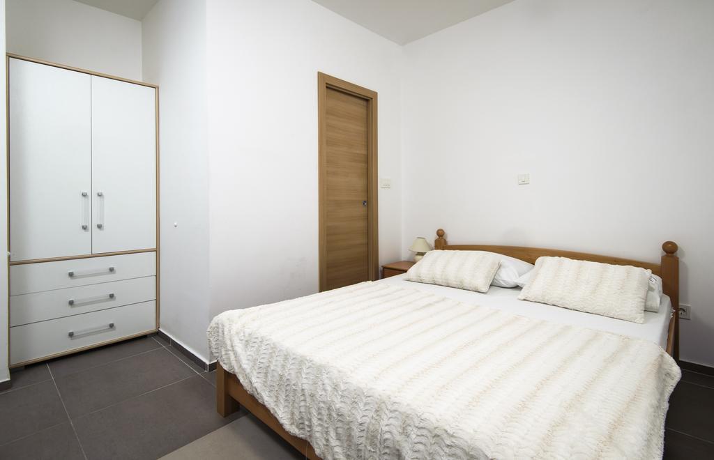 La Perla Luxury Apartments Split Room photo