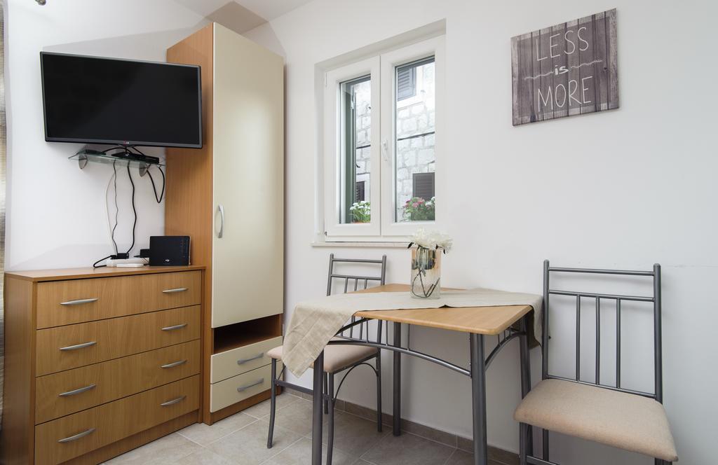 La Perla Luxury Apartments Split Room photo